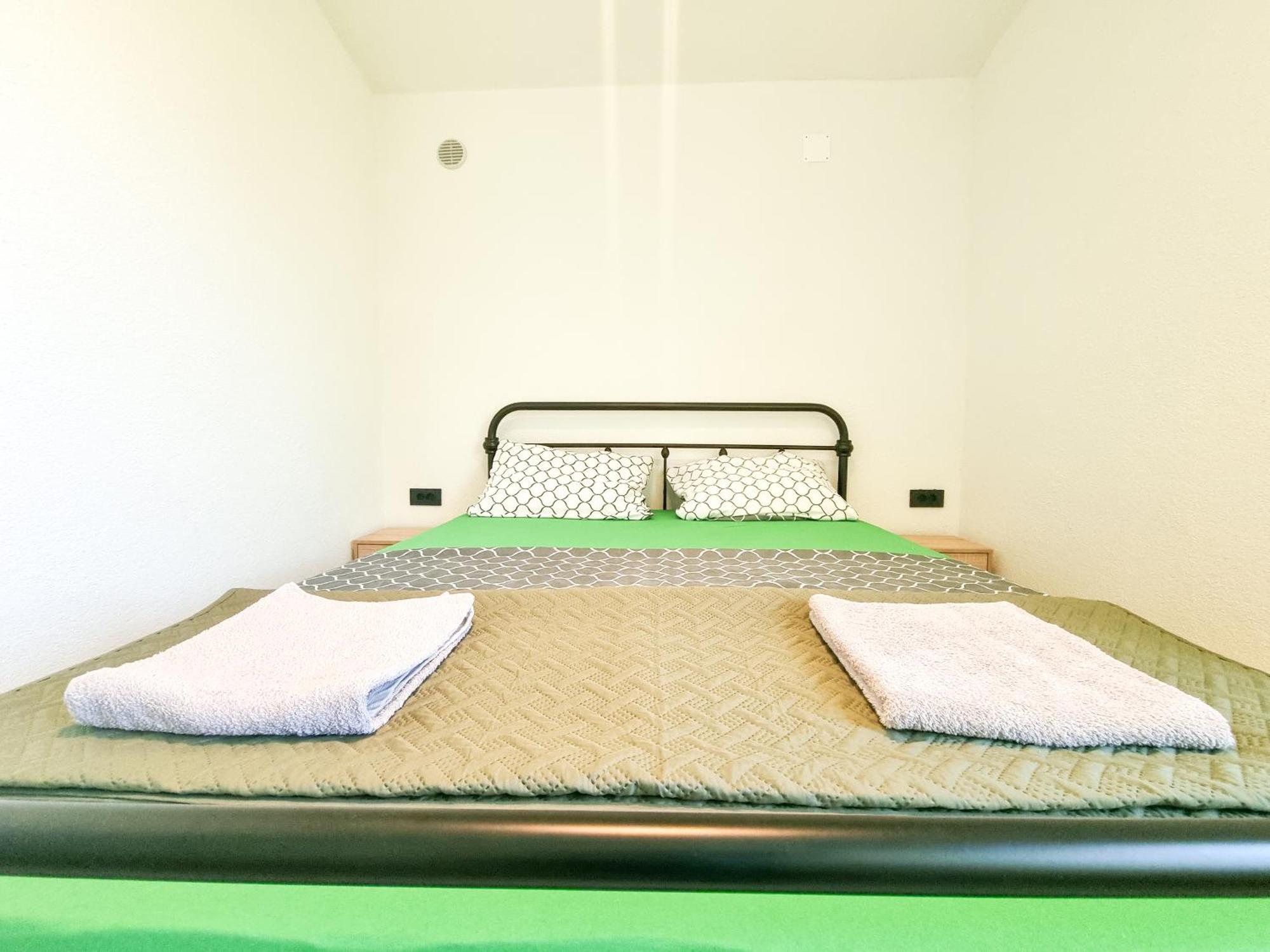 Apartmani 1 Pinezici Екстер'єр фото
