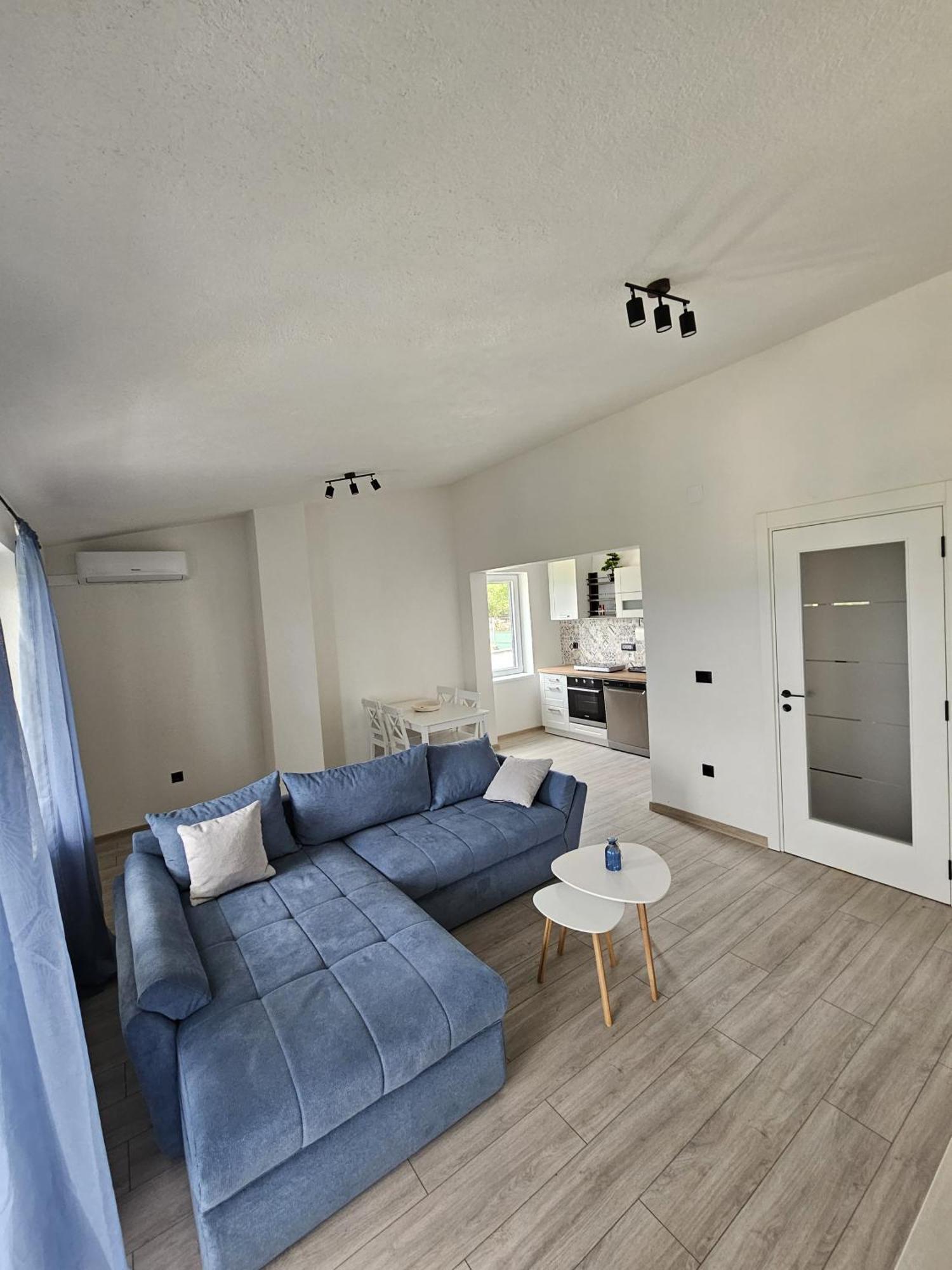 Apartmani 1 Pinezici Екстер'єр фото